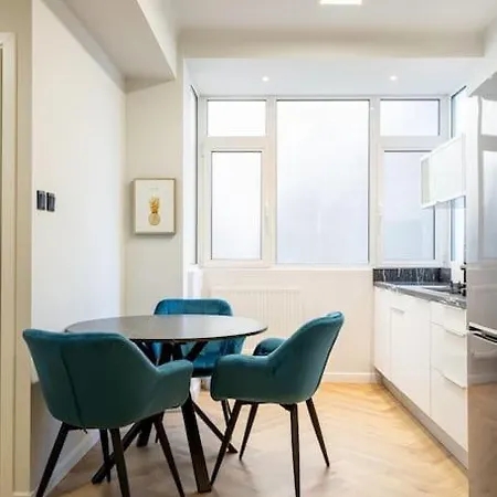 Διαμέρισμα Romantic Private In Piata Romana