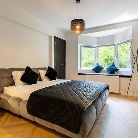 Romantic Private In Piata Romana Apartament *